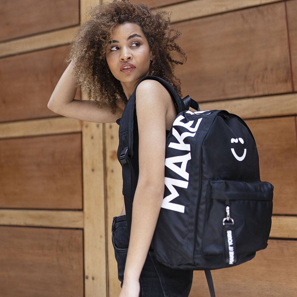 smile_mochila_modelo